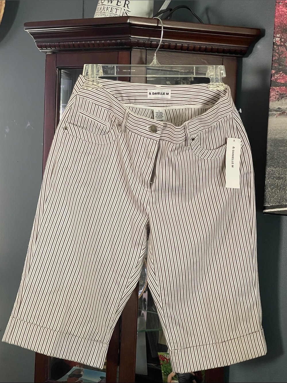 Striped Bermuda Shorts & DANIELLE M size 6